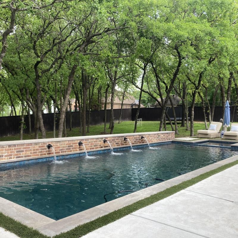 Custom pool built by Hoss Custom Pools - Mansfield Texas